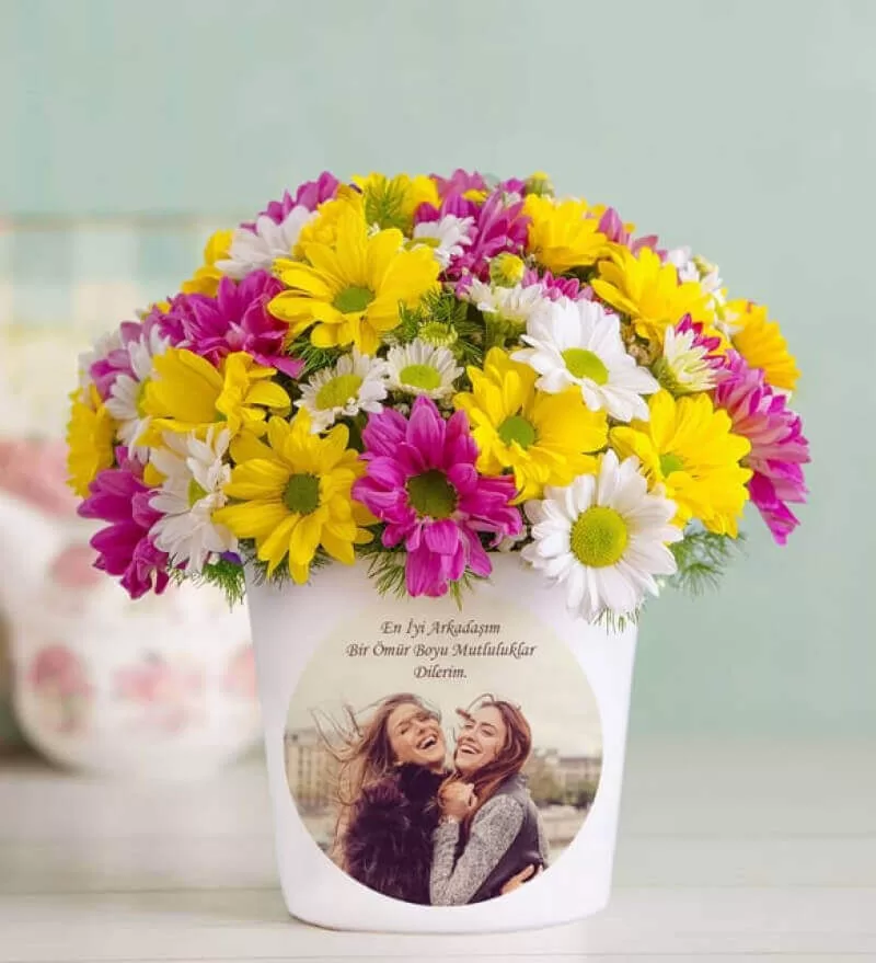 Resimli Vazoda Çiçekler
